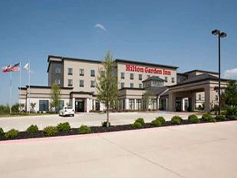Hilton Garden Inn Ft Worth Alliance Airport Roanoke Bagian luar foto